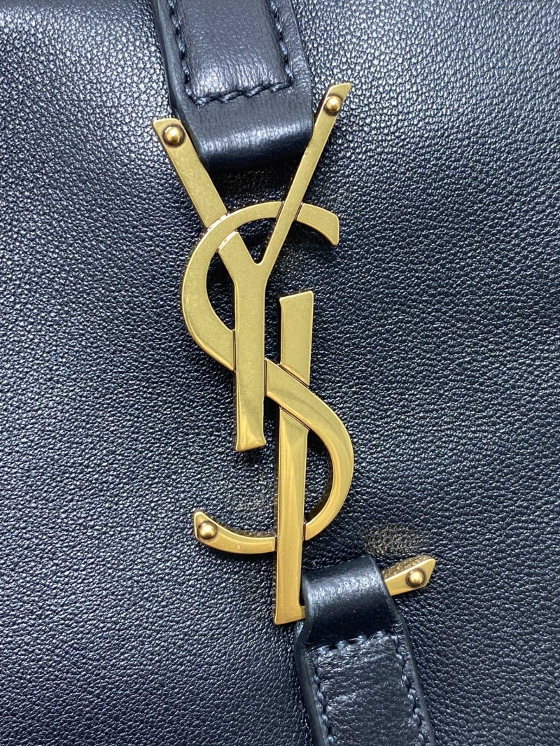 Y51 hobo bags